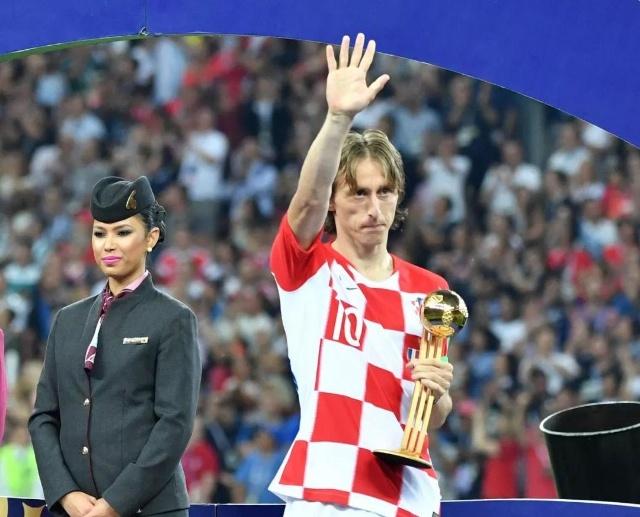 NBA：凯尔特人击败奇才 双探花合砍60分（绿军击退奇才 双探花合砍60分）