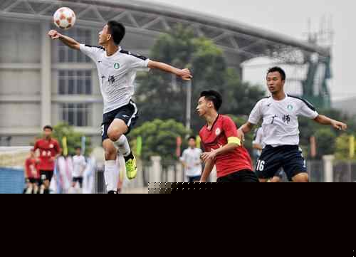 安德莱赫特主帅：孔帕尼足够敏锐，他想了解德卡特不需要问我（安德莱赫特主帅：孔帕尼很敏锐，了解德卡特无需向我打听）