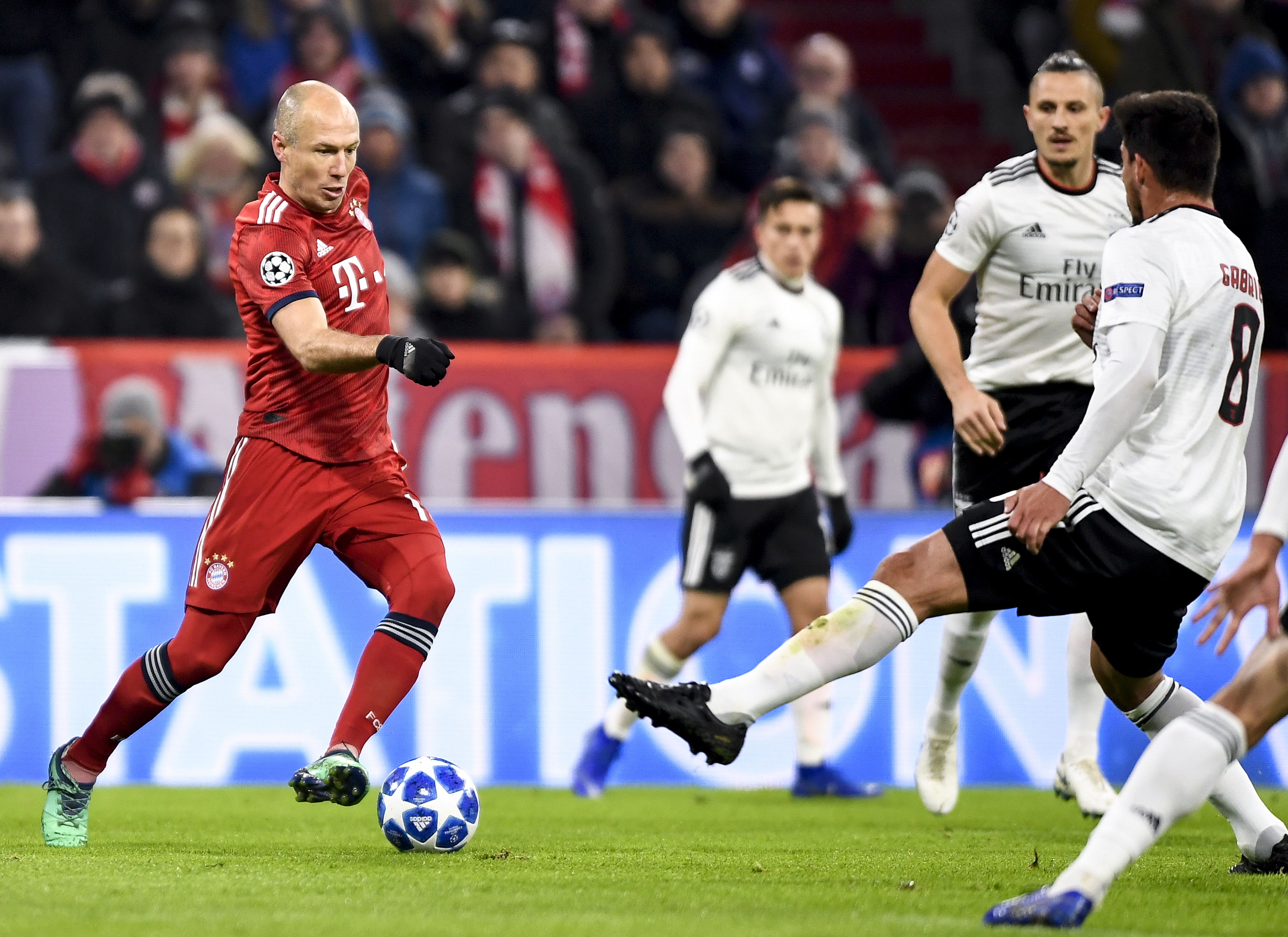 迪卡尼奥：国米仍是意甲综合实力最强；罗马买个好前锋能争冠（迪卡尼奥：国米综合实力仍居意甲之首；罗马若引进强力前锋有望争冠）